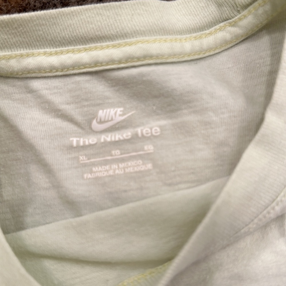 Nike cotton crew neck tee shirt mint green - Picture 3 of 3